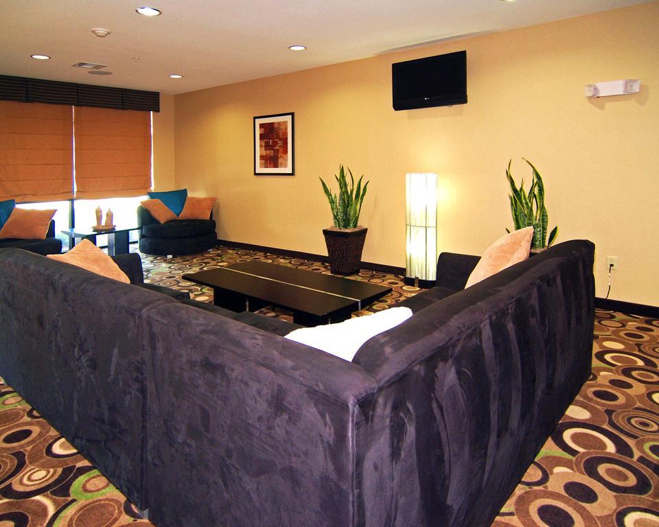 Hometown Executive Suites Bridgeport Interior photo